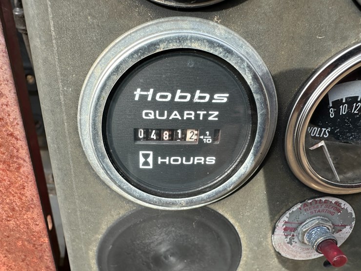 #38433-•-case-4391-4-cyl-power-unit-image-25