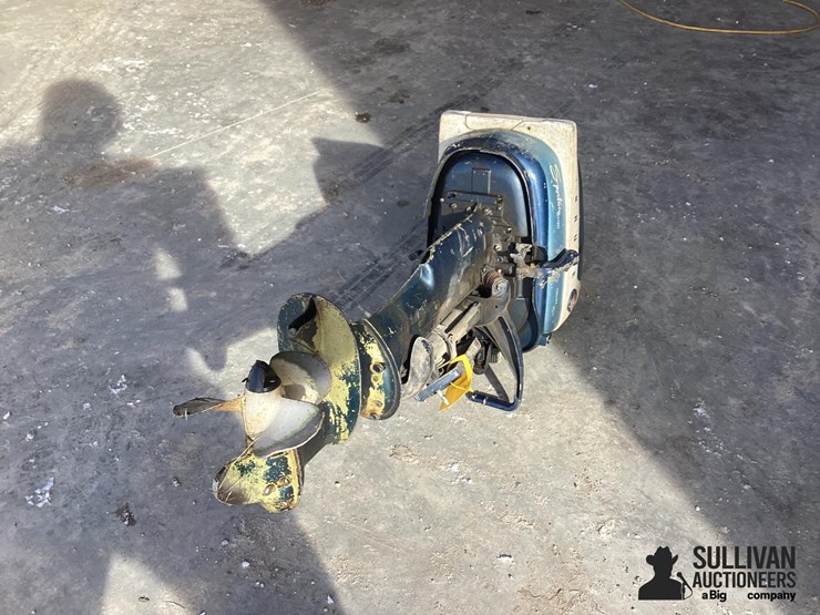 evinrude-sportwin-outboard-motor-image-3