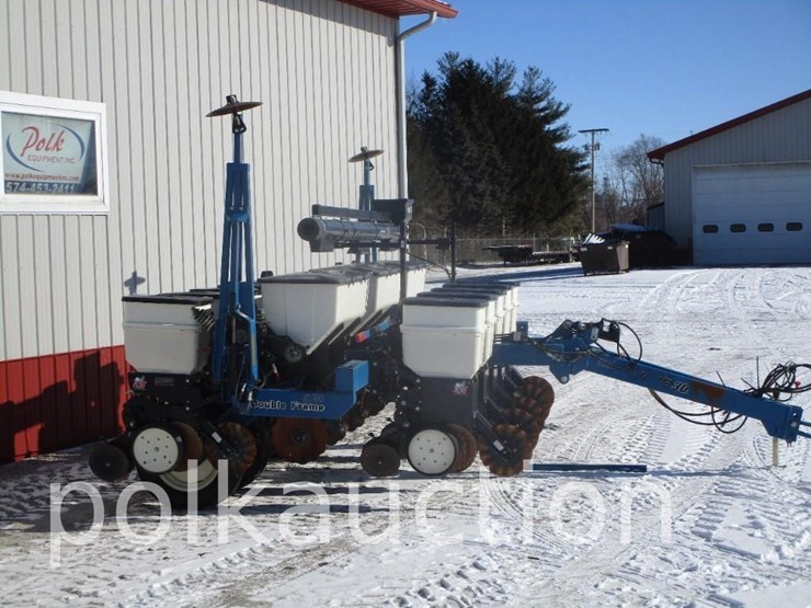 2011-kinze-3000-image-6