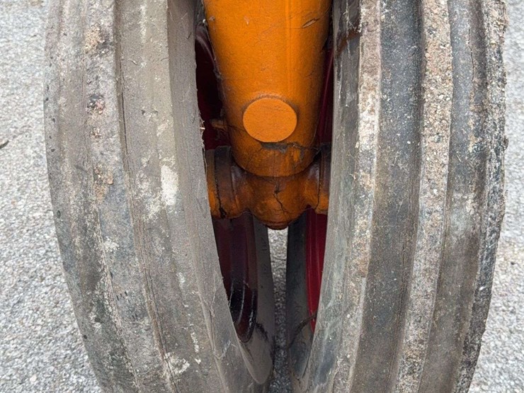 minneapolis-moline-image-38