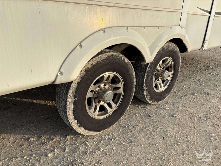 2012-keystone-alpine-3500re-39ft.-t/a-5th-wheel-travel-trailer-image-29