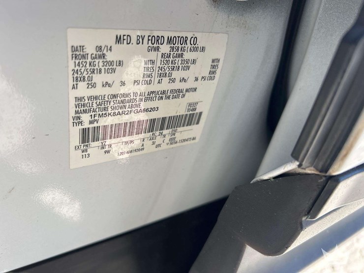 2015-ford-explorer-image-5