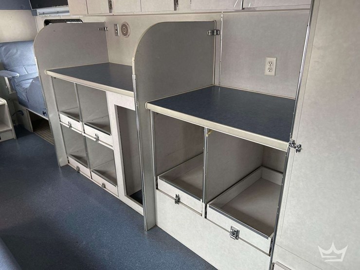 2002-blue-bird-f131612-bus-image-36