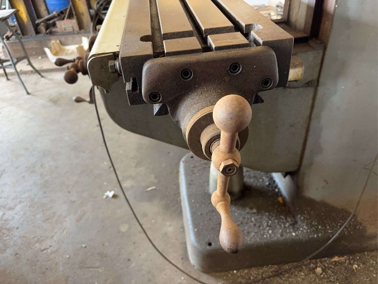 bridgeport-mill-image-17