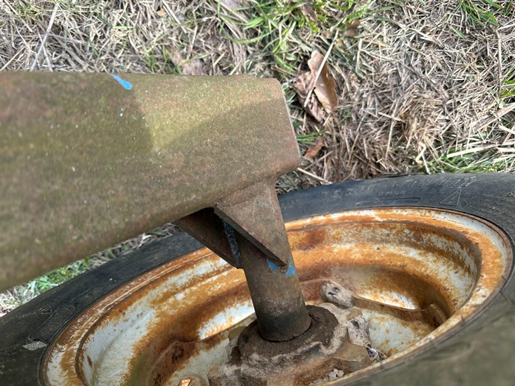 #38425-•-john-blue-415gal-pull-type-sprayer-image-7