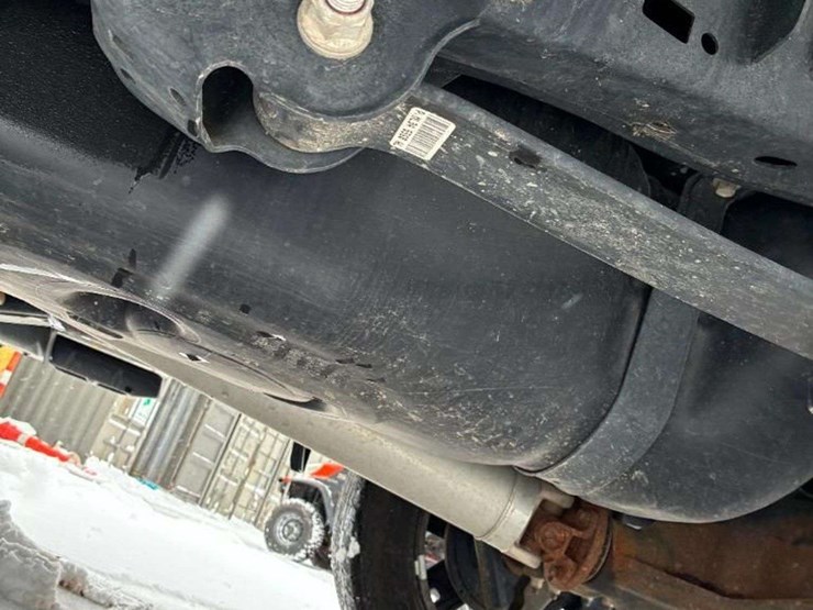 2023-ford-f150-image-12