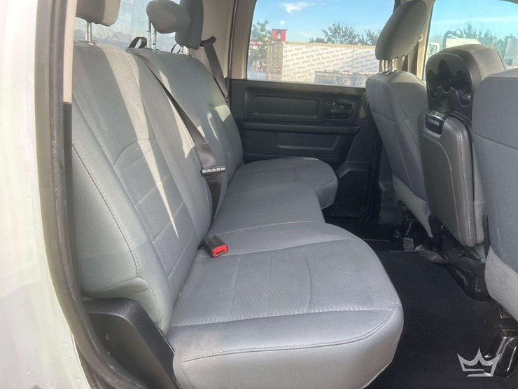 2018-dodge-1500-image-14