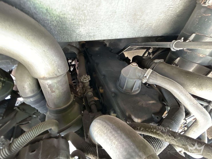 2000-thomas-saf-t-liner-image-8