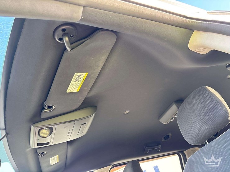 2016-dodge-grand-caravan-se-image-16