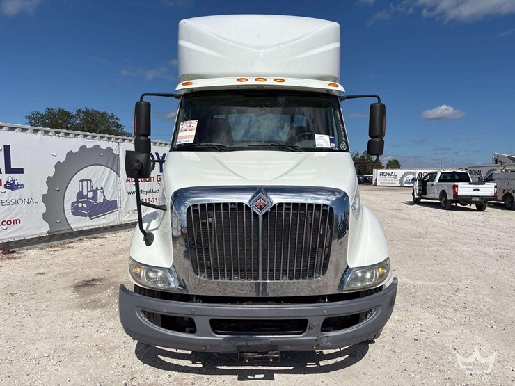 2015-international-transtar-8600-image-37