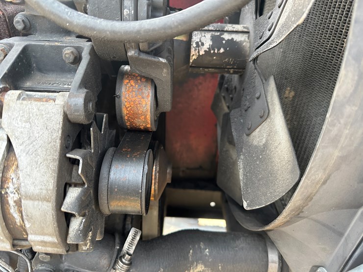 #38429-•-case-4391-4-cyl-power-unit-image-16