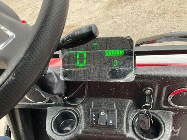 2025-electric-cart-image-6