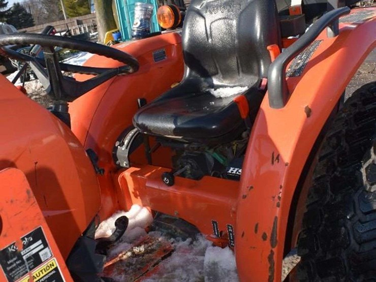 kubota-l4701-image-9