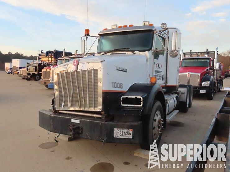 2012-kenworth-t800-image-1