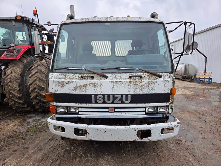 1995-isuzu-straight-truck-image-6