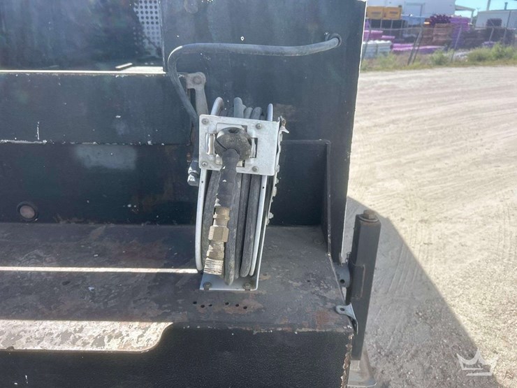 2016-ford-f550-image-23