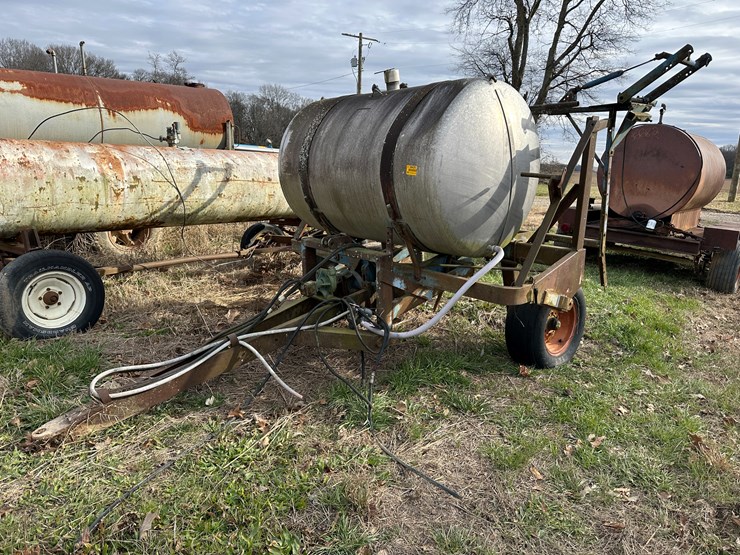 #38425-•-john-blue-415gal-pull-type-sprayer-image-1