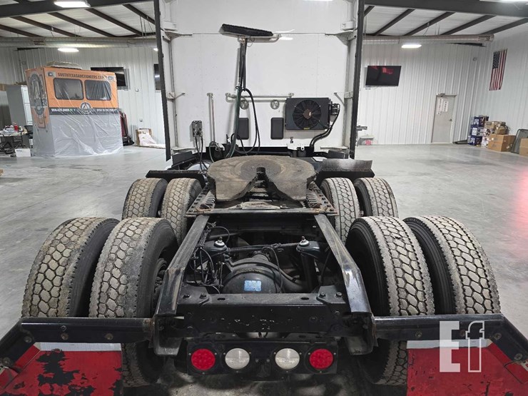 2019-kenworth-t680-image-20