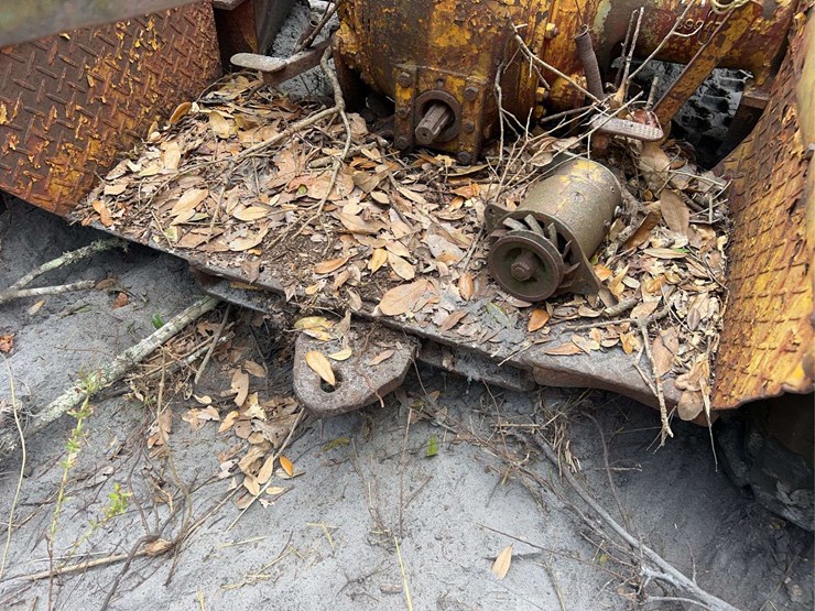massey-ferguson-orchard-industrial-image-35
