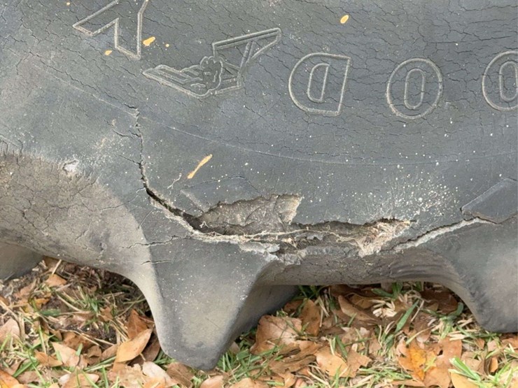 minneapolis-moline-g706-image-47