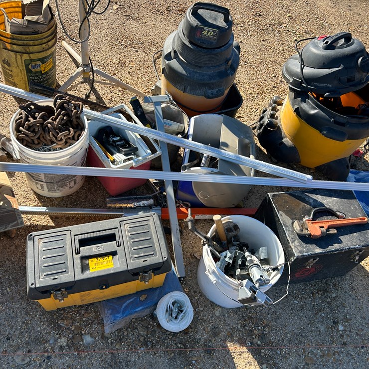 #37851 • Shop Vac, Tools, Welder Helemet, Lights Etc