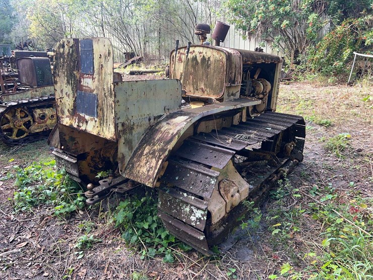 caterpillar-twenty-image-4