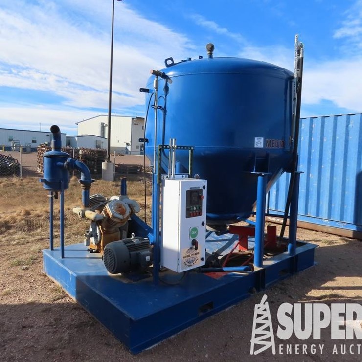 (8-7) 2,000-Gal Vacuum Pot, w/ GARDNER DENVER APD...