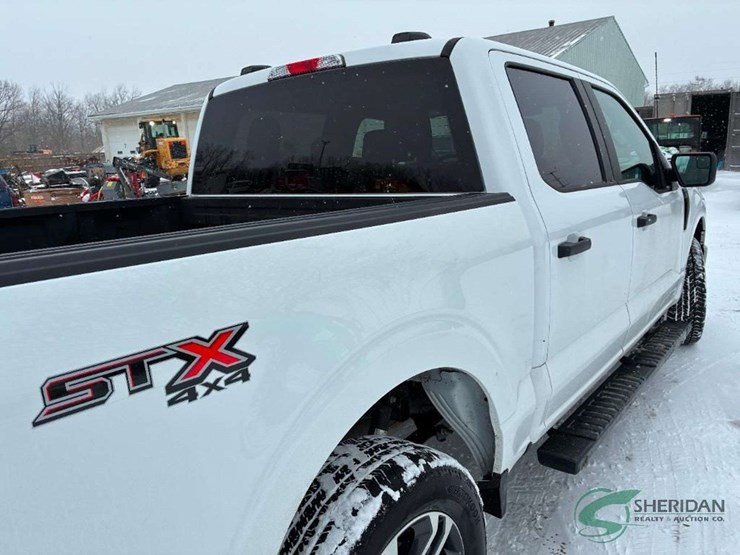 2023-ford-f150-image-16