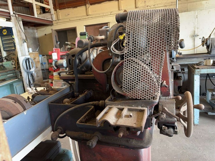 van-norman-piston-turning-&-grinding-machine-image-3