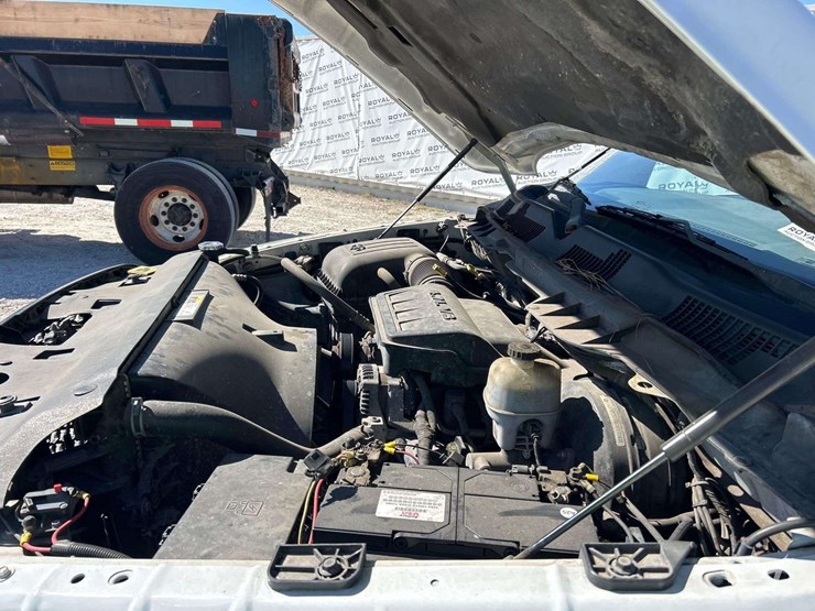 2012-dodge-2500-image-8