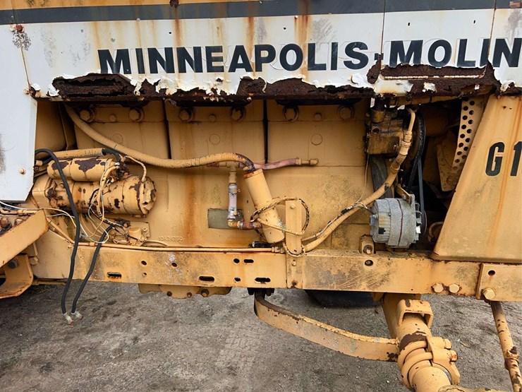 minneapolis-moline-g1050-image-27