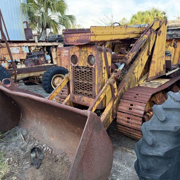 Minneapolis Moline Diesel Crawler