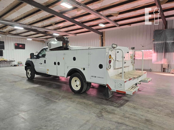 2015-ford-f550-image-4