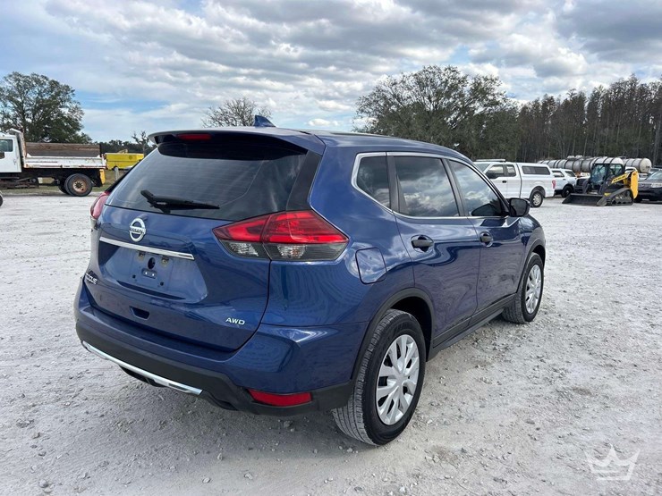 2017-nissan-rogue-image-4