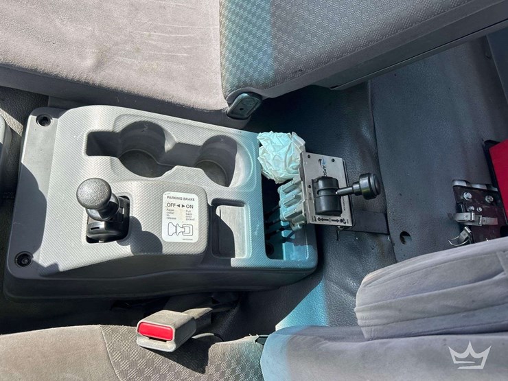 2018-isuzu-ftr-image-21