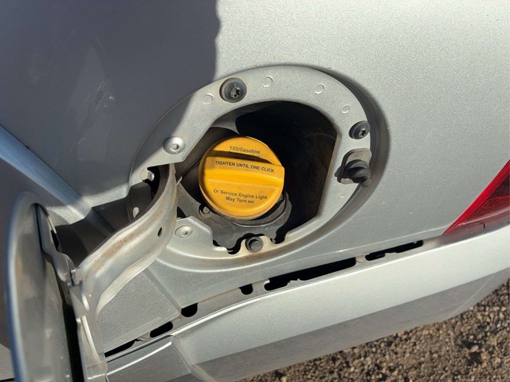 2012-chevrolet-tahoe-lt-image-26