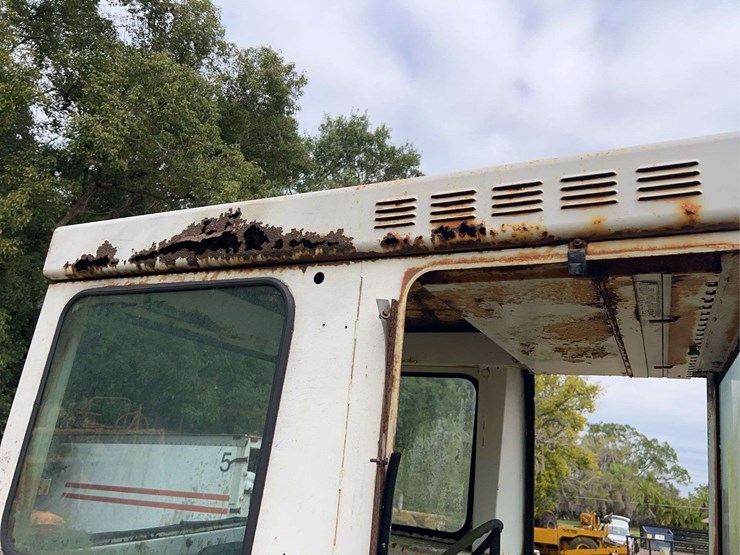 minneapolis-moline-g1050-image-40