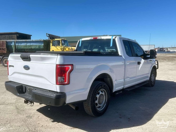 2017-ford-f150-image-3