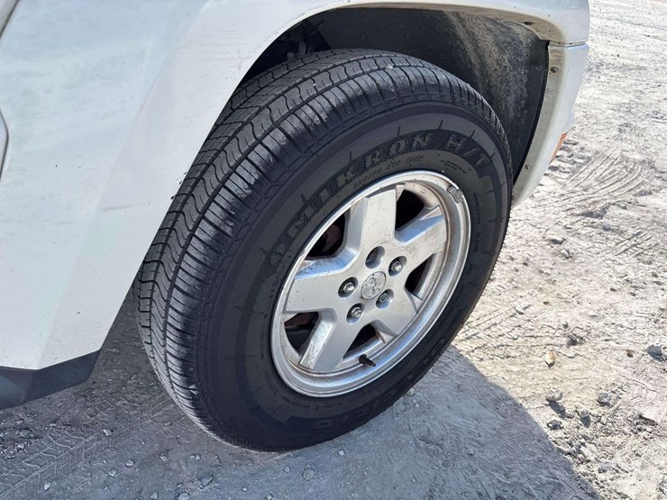 2007-jeep-liberty-image-27