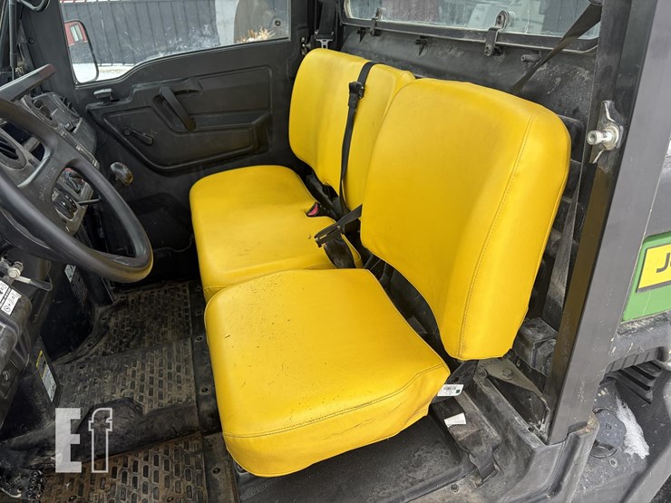 john-deere-gator-xuv-835m-image-11