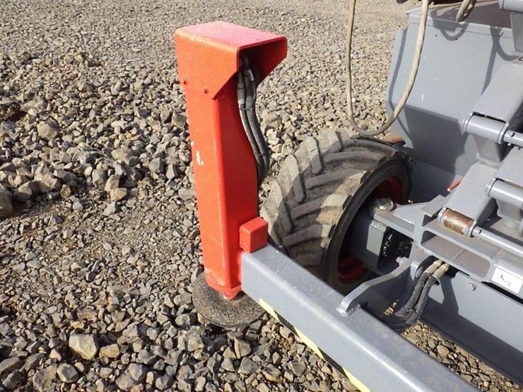 skyjack-sj6832rt-image-21