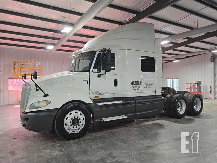 2012-international-prostar-image-1