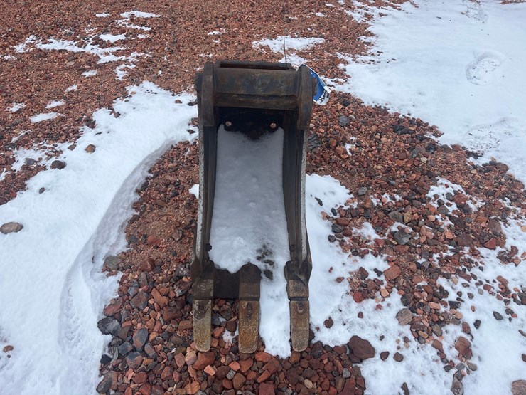 2013-bobcat-e35-image-20