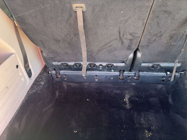 2013-dodge-grand-caravan-se-image-11