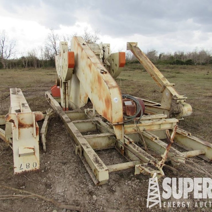 2011 INTERNATIONAL C11