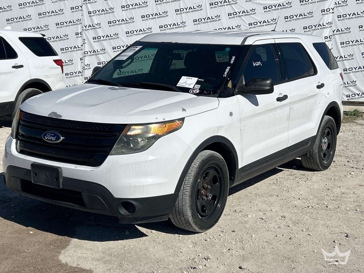 2015-ford-explorer-image-1