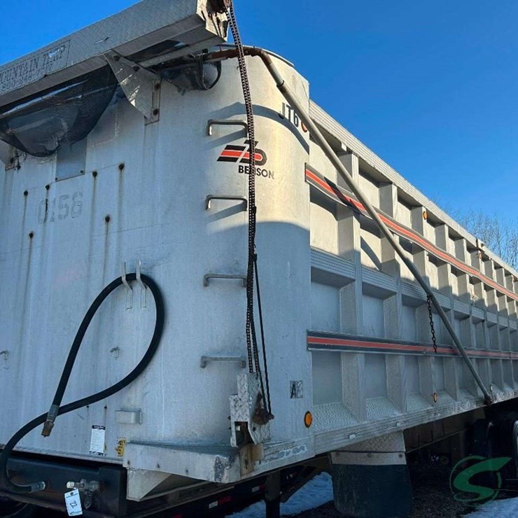 35' Benson Trailer 1989