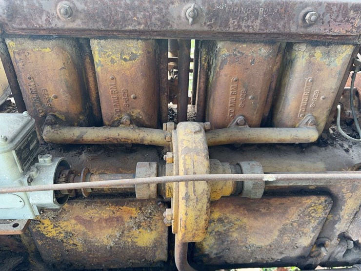 caterpillar-thirty-image-20