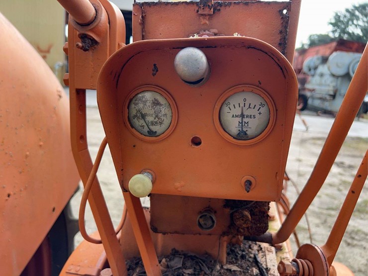 minneapolis-moline-ztu-image-44