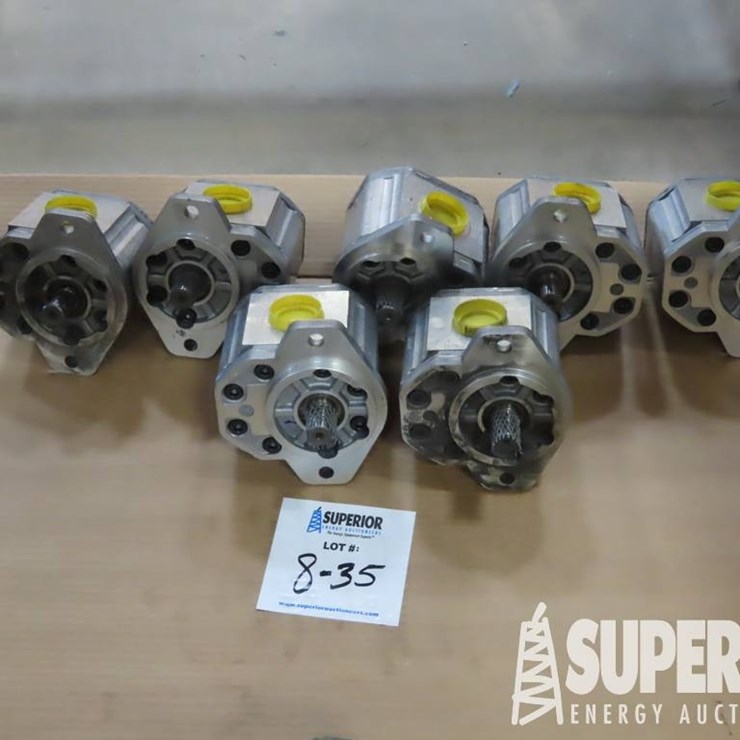 (8-35) (7) SAUER DANFOSS SNM3NN/033BN07GA Gear Pu...